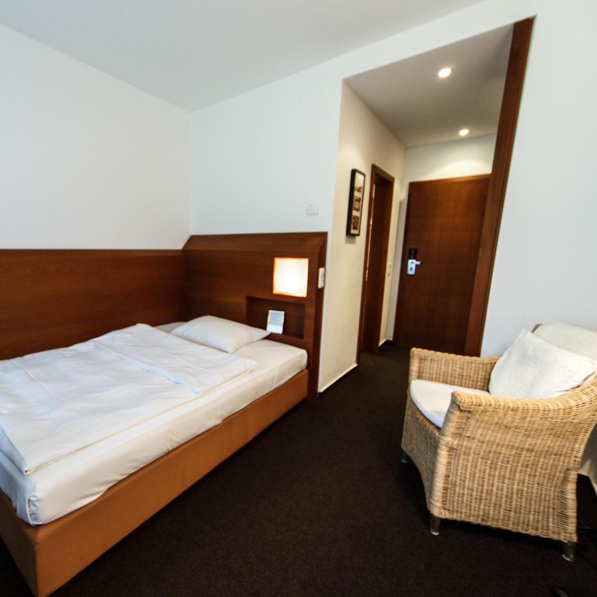 Seehotel Ketsch Schwetzingen Camera foto