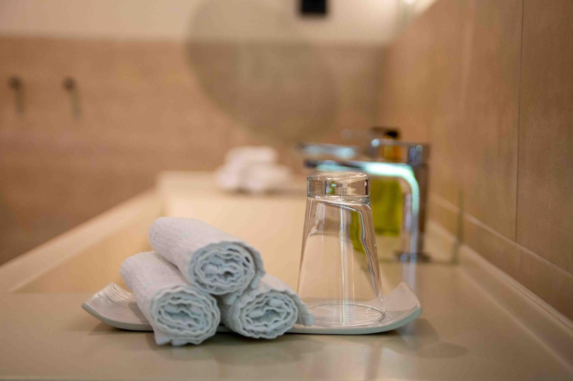 Seehotel Ketsch Schwetzingen Esterno foto